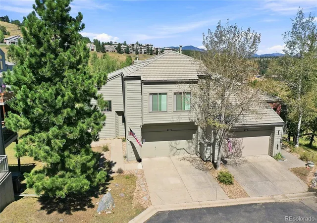 Listing Photo 3 - Condo for sale in building located at 786 Chimney Creek Dr, Golden, CO 80401 - Unit #B