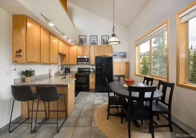 Listing Photo 4 - Condo for sale in building located at 10000 Ryan Gulch Rd, Silverthorne, CO 80498 - Unit #312