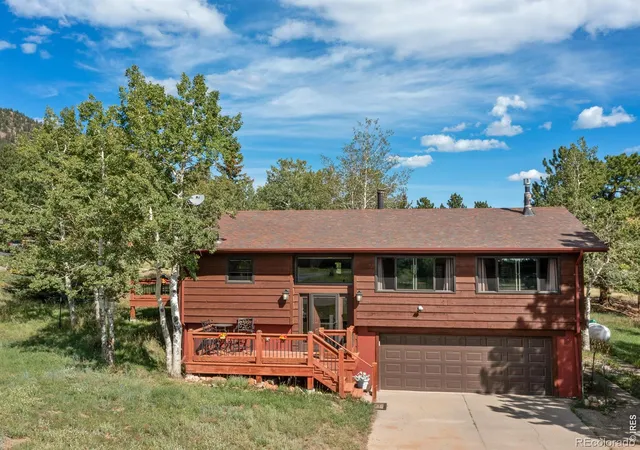 Photo 2 of Single family home for sale at 1047 Tranquil Ln, Estes Park, CO 80517 | MLS# IR1067474 | Listing updated on 2026-09-28