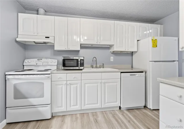 Photo 3 of Condo for sale at 1008 N Corona St #501, Denver, CO 80218 | MLS# 9332762 | Listing updated on 2026-08-29