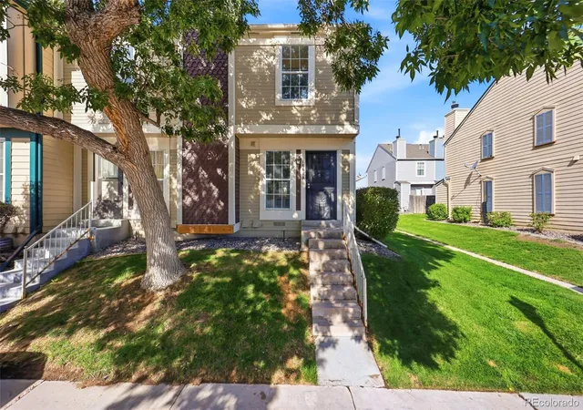 Photo 4 of Townhouse for sale at 1661 S Idalia Cir #A, Aurora, CO 80017 | MLS# 5179732 | Listing updated on 2026-09-06