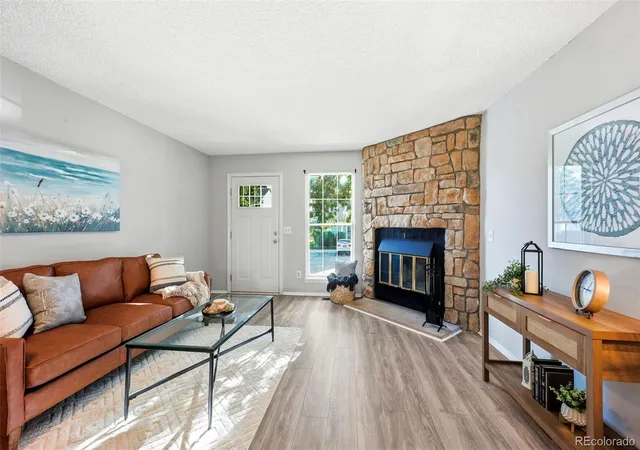 Listing Photo 5 - Condo for sale in building located at 1661 S Idalia Cir, Aurora, CO 80017 - Unit #A