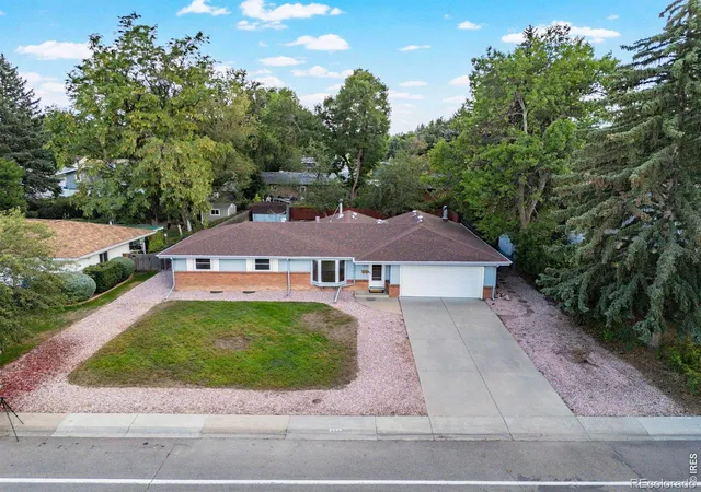 Photo 3 of Single family home for sale at 809 E Pitkin St, Fort Collins, CO 80524 | MLS# IR1067483 | Listing updated on 2026-10-10