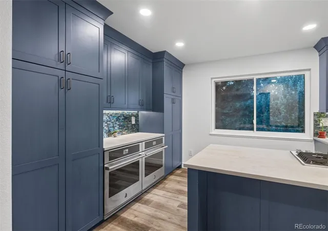 Photo 3 of Single family home for sale at 10562 E Maplewood Dr, Englewood, CO 80111 | MLS# 5230333 | Listing updated on 2026-09-22