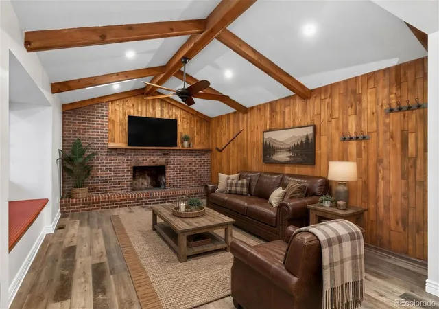 Photo 1 of Single family home for sale at 10562 E Maplewood Dr, Englewood, CO 80111 | MLS# 5230333 | Listing updated on 2026-10-07