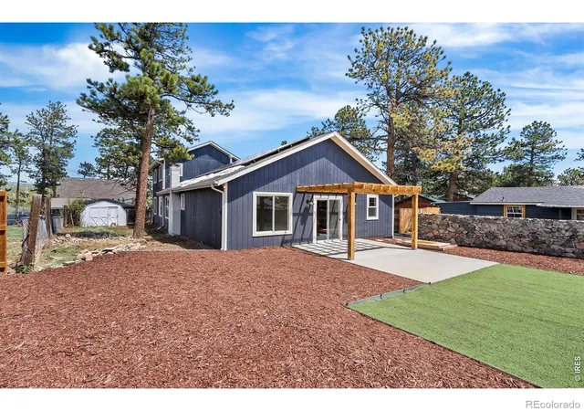 Photo 3 of Single family home for sale at 30463 Hilltop Dr, Evergreen, CO 80439 | MLS# IR1067508 | Listing updated on 2026-10-04