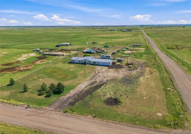 Photo 33 of Single family home for sale at 2670 S County Road 193, Byers, CO 80103 | MLS# 5161171 | Listing updated on 2026-09-28