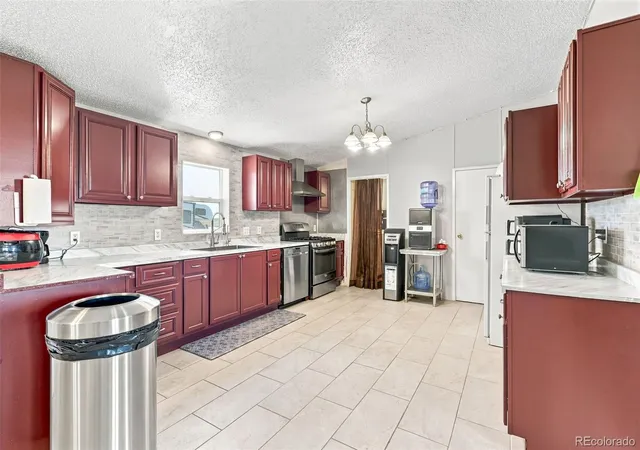Photo 3 of Single family home for sale at 2670 S County Road 193, Byers, CO 80103 | MLS# 5161171 | Listing updated on 2026-09-28