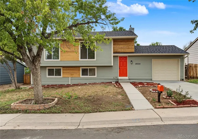 Photo 2 of Single family home for sale at 18035 E Iowa Dr, Aurora, CO 80017 | MLS# 1594699 | Listing updated on 2026-09-23