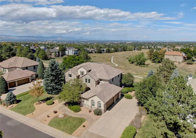 Photo 3 of Sale Pending at 951 Courtland Pl, Highlands Ranch, CO 80126 | MLS# 3212761 | Listing updated on 2026-09-17