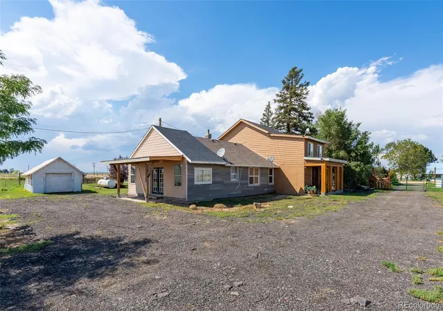 Photo 4 of Single family home for sale at 32638 County Rd 10, Keenesburg, CO 80643 | MLS# 4752103 | Listing updated on 2026-10-05