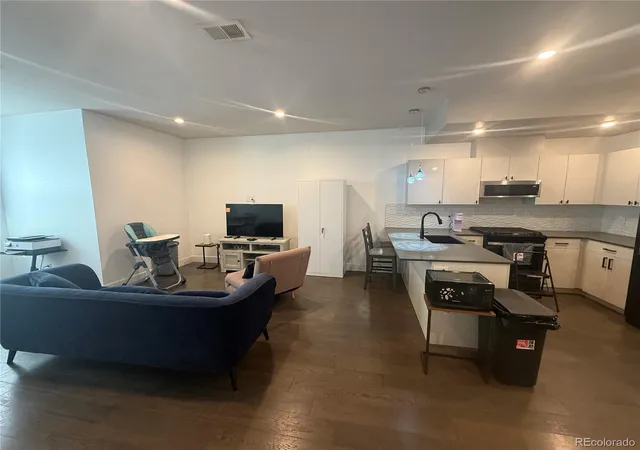Photo 3 of Townhouse for sale at 1284 Stuart St, Denver, CO 80204 | MLS# 7534019 | Listing updated on 2026-10-05