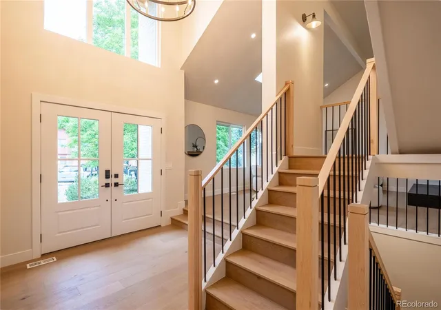 Photo 4 of Single family home for sale at 7706 S Madison Cir, Centennial, CO 80122 | MLS# 9171225 | Listing updated on 2026-08-30