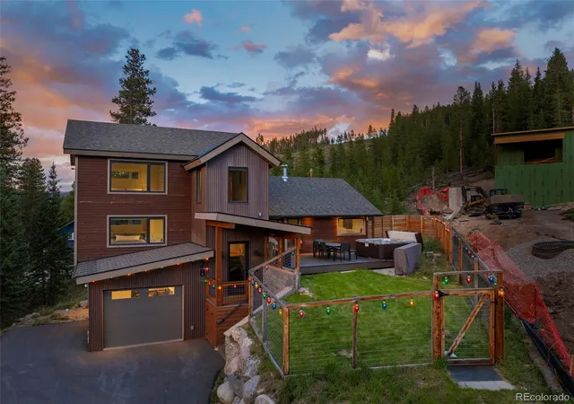 Photo 4 of Single family home for sale at 28 Greenwood Dr, Breckenridge, CO 80424 | MLS# 9192015 | Listing updated on 2026-10-08