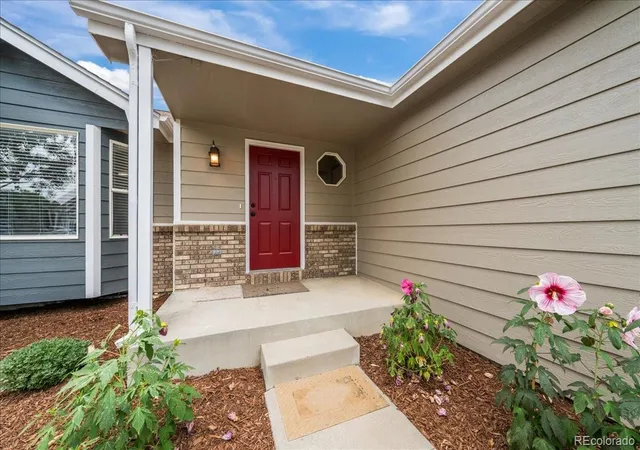 Photo 3 of Single family home for sale at 2107 Tristi Ct, Johnstown, CO 80534 | MLS# 2087803 | Listing updated on 2026-10-08