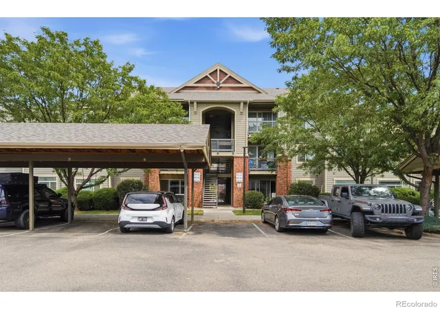 Listing Photo 5 - Condo for sale in building located at 2133 Krisron Rd, Fort Collins, CO 80525 - Unit #A203