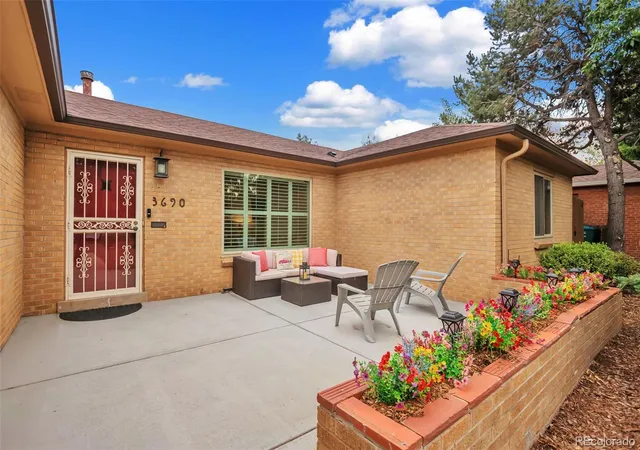 Photo 2 of Single family home for sale at 3690 Gray St, Wheat Ridge, CO 80212 | MLS# 9593658 | Listing updated on 2026-10-06