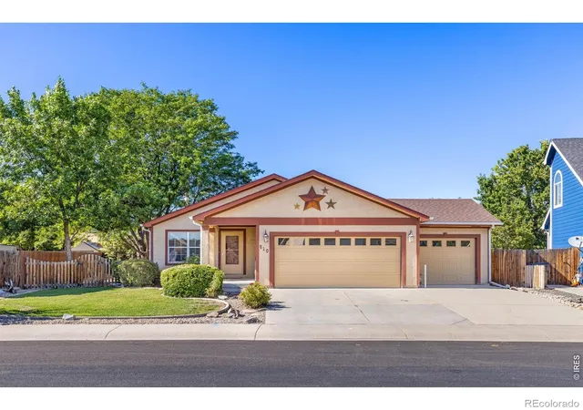 Photo 3 of Single family home for sale at 610 Cornerstone Dr, Windsor, CO 80550 | MLS# IR1067554 | Listing updated on 2026-10-07