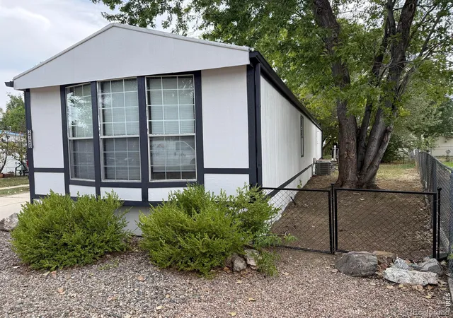 Photo 3 of Single family home for sale at 2720 Mallow Pl, Loveland, CO 80537 | MLS# IR1067555 | Listing updated on 2026-09-23