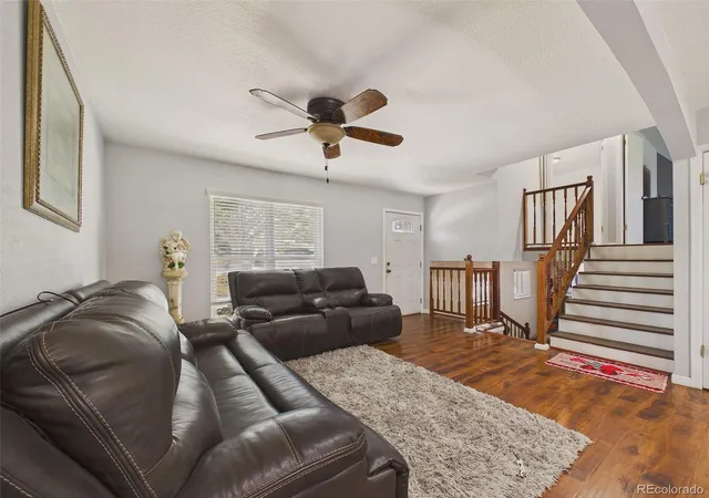 Photo 4 of Single family home for sale at 1420 S Lewiston St, Aurora, CO 80017 | MLS# 6159256 | Listing updated on 2026-10-21