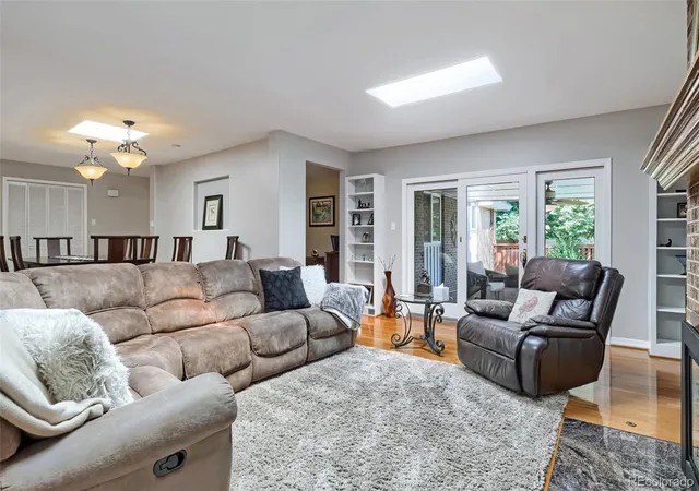 Photo 3 of Townhouse for sale at 22 Birdie Ln, Littleton, CO 80123 | MLS# 1578465 | Listing updated on 2026-09-21
