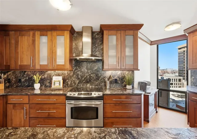 Photo 2 of Condo for sale at 1625 Larimer St #905, Denver, CO 80202 | MLS# 8109231 | Listing updated on 2026-09-27