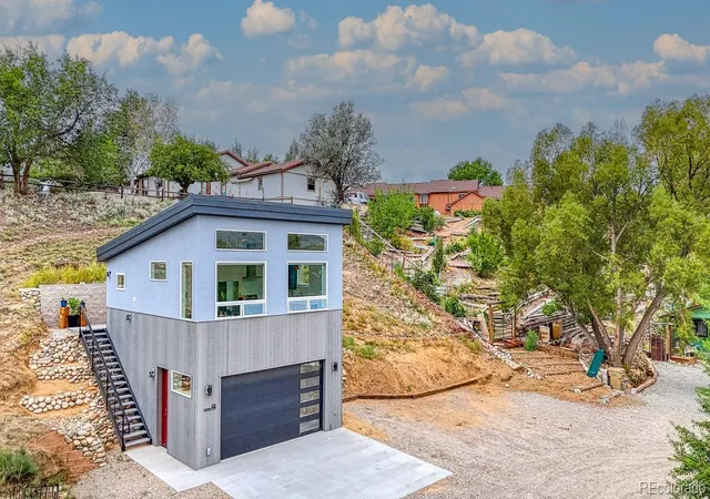 Photo 2 of Single family home for sale at 436 W Grand Ave, Salida, CO 81201 | MLS# 2846245 | Listing updated on 2026-09-22