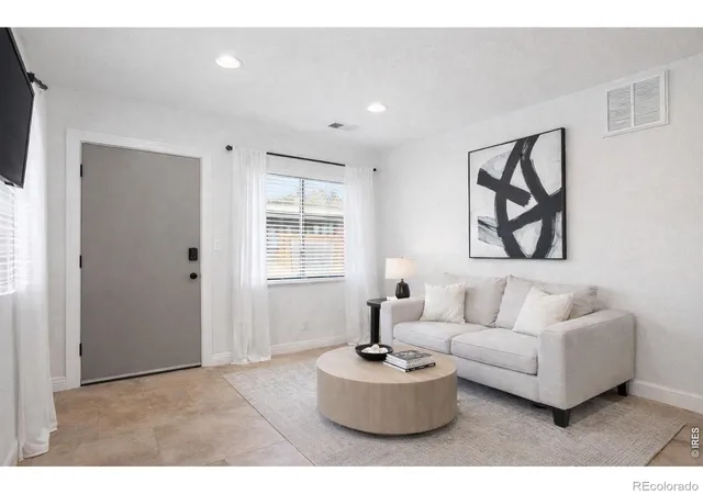 Photo 2 of Townhouse for sale at 3321 Eliot St, Denver, CO 80211 | MLS# IR1067597 | Listing updated on 2026-09-01