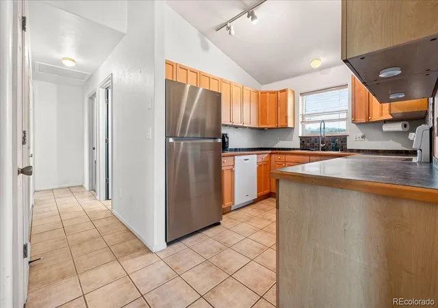 Photo 4 of Single family home for sale at 524 E Byers Ave, Hot Sulphur Springs, CO 80451 | MLS# 4563982 | Listing updated on 2026-10-12