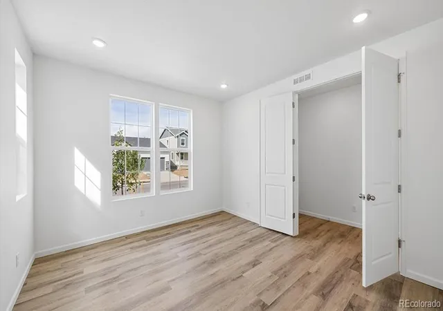 Photo 3 of Single family home for sale at 4140 Orangewood Dr, Johnstown, CO 80534 | MLS# 9776475 | Listing updated on 2026-09-27