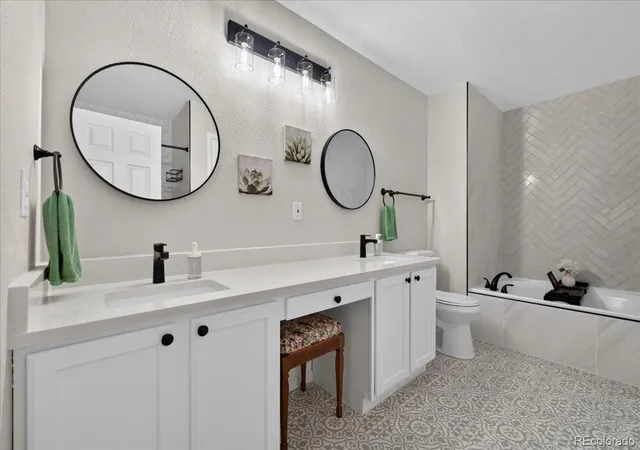 Photo 2 of Condo for sale at 4221 S Blackhawk Cir #7C, Aurora, CO 80014 | MLS# 3400754 | Listing updated on 2026-10-23