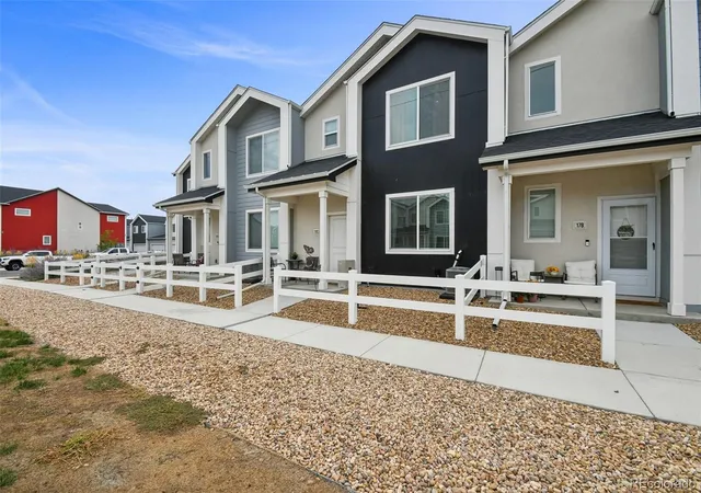 Photo 2 of Townhouse for sale at 500 S Denver Ave #17C, Fort Lupton, CO 80621 | MLS# 3926403 | Listing updated on 2026-08-31