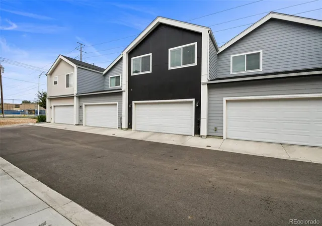 Photo 3 of Townhouse for sale at 500 S Denver Ave #17C, Fort Lupton, CO 80621 | MLS# 3926403 | Listing updated on 2026-08-31