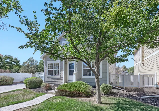 Photo 2 of Single family home for sale at 16931 E Wyoming Dr, Aurora, CO 80017 | MLS# 7386784 | Listing updated on 2026-10-04