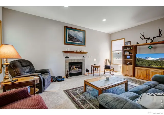 Photo 3 of Single family home for sale at 7800 Little Fox Ln, Wellington, CO 80549 | MLS# IR1067616 | Listing updated on 2026-10-08