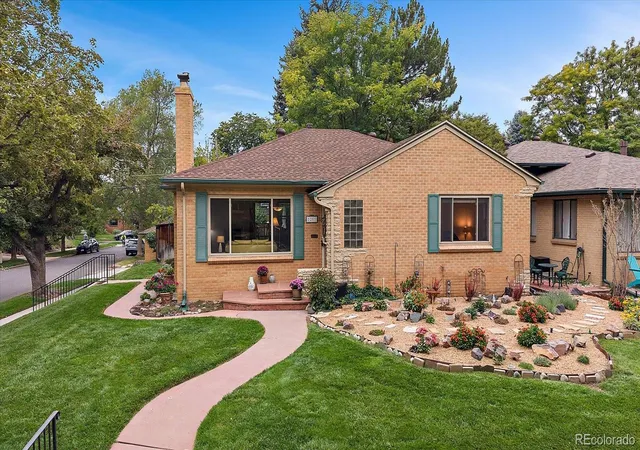 Photo 4 of Single family home for sale at 1201 Hudson St, Denver, CO 80220 | MLS# 2822819 | Listing updated on 2026-10-07
