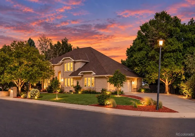 Photo 1 of Single family home for sale at 8024 Fox Hl Dr, Longmont, CO 80504 | MLS# 8971832 | Listing updated on 2026-10-03