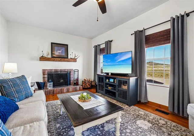 Photo 4 of Single family home for sale at 1335 Great Twins Rd, Livermore, CO 80536 | MLS# 9245194 | Listing updated on 2026-10-24