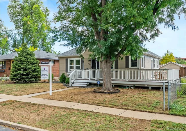 Photo 3 of Single family home for sale at 2260 Gray St, Edgewater, CO 80214 | MLS# 2190181 | Listing updated on 2026-09-24