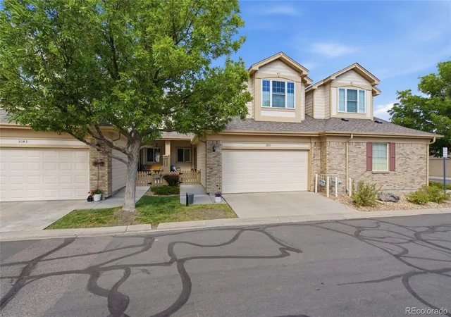 Photo 2 of Townhouse for sale at 3035 S Indiana St, Lakewood, CO 80228 | MLS# 8416044 | Listing updated on 2026-09-13