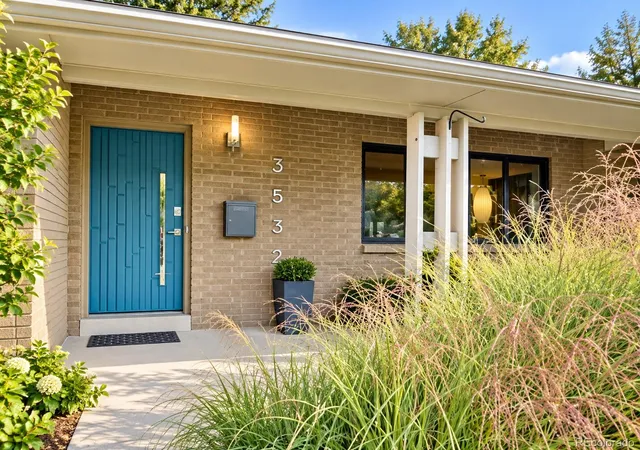 Photo 3 of Single family home for sale at 3532 S Eudora Way, Denver, CO 80237 | MLS# 7973063 | Listing updated on 2026-10-19