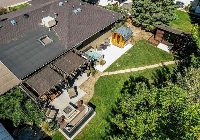 Photo 4 of Single family home for sale at 3532 S Eudora Way, Denver, CO 80237 | MLS# 7973063 | Listing updated on 2026-10-19