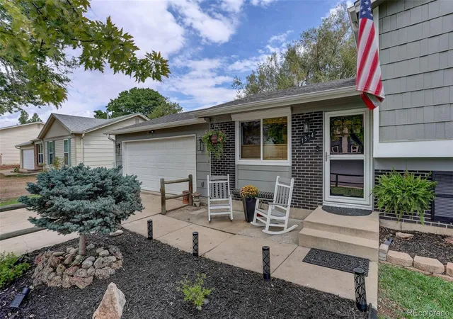 Photo 1 of Single family home for sale at 1374 Dover St, Broomfield, CO 80020 | MLS# 5876631 | Listing updated on 2026-10-08