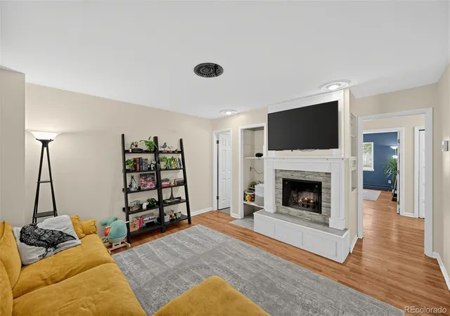 Photo 2 of Condo for sale at 2288 S Sherman St, Denver, CO 80210 | MLS# 9062158 | Listing updated on 2026-09-17