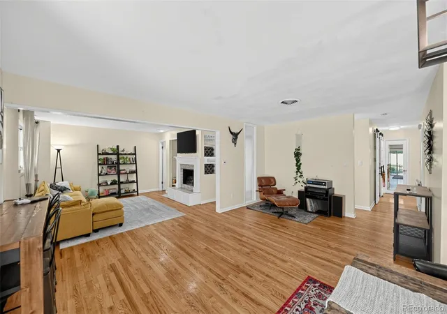 Photo 4 of Condo for sale at 2288 S Sherman St, Denver, CO 80210 | MLS# 9062158 | Listing updated on 2026-09-17