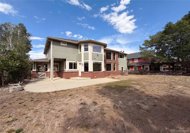Photo 3 of Single family home for sale at 1138 Wyndemere Cir, Longmont, CO 80504 | MLS# 2615422 | Listing updated on 2026-09-17