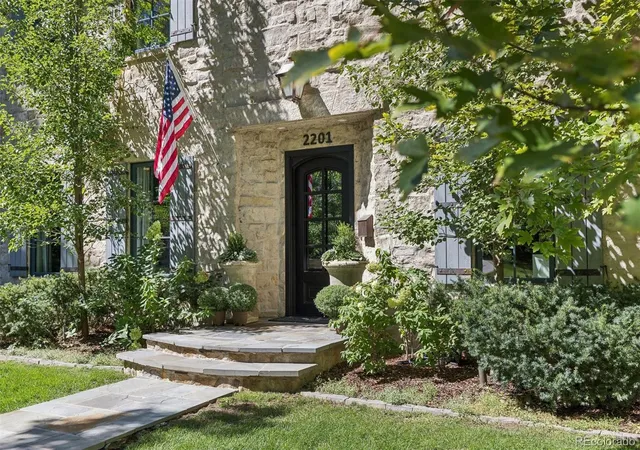 Photo 3 of Single family home for sale at 2201 S Adams St, Denver, CO 80210 | MLS# 4134246 | Listing updated on 2026-09-12