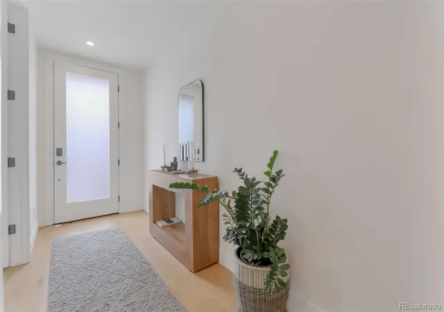 Photo 2 of Townhouse for sale at 2160 Ames St, Edgewater, CO 80214 | MLS# 8321191 | Listing updated on 2026-09-24