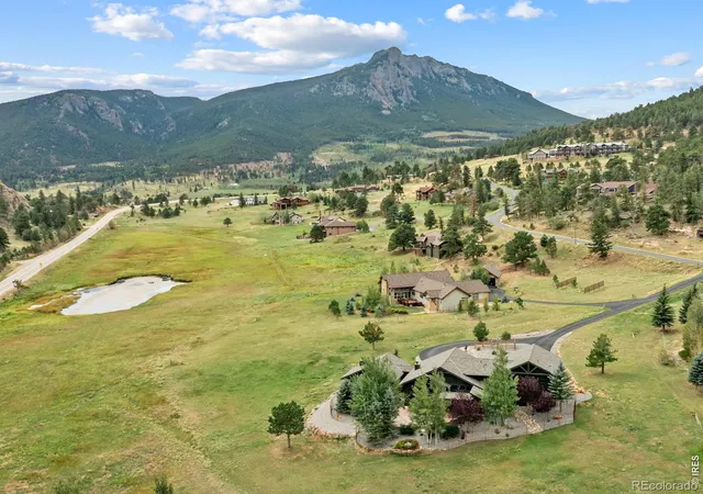 Photo 4 of Single family home for sale at 2840 Kiowa Trl, Estes Park, CO 80517 | MLS# IR1067668 | Listing updated on 2026-09-22