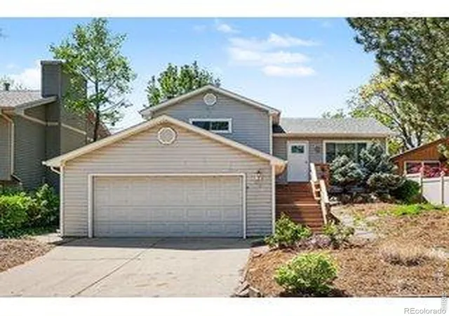 Photo 1 of Single family home for sale at 1530 Gloria Ct, Loveland, CO 80537 | MLS# IR1067694 | Listing updated on 2026-09-28